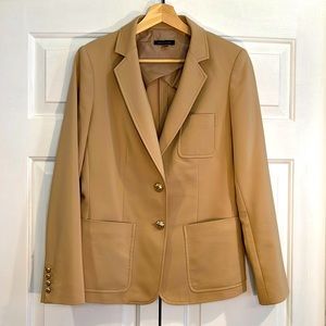 Brand new looking stylish jacket/blazer